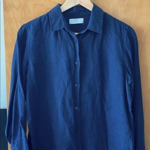 Uniqlo’s Medium DARK Navy Linen Button Down